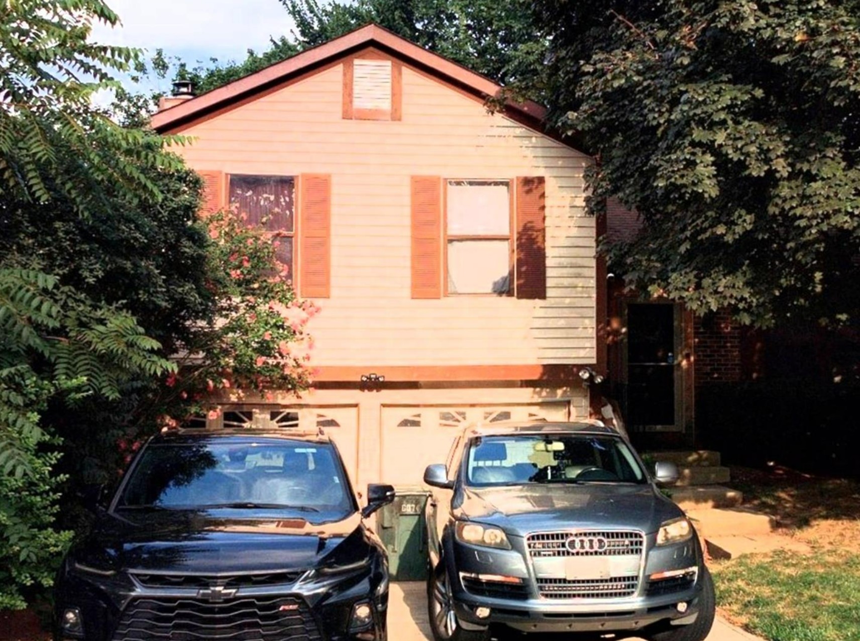 Property Image of 6074 Hildenboro Drive